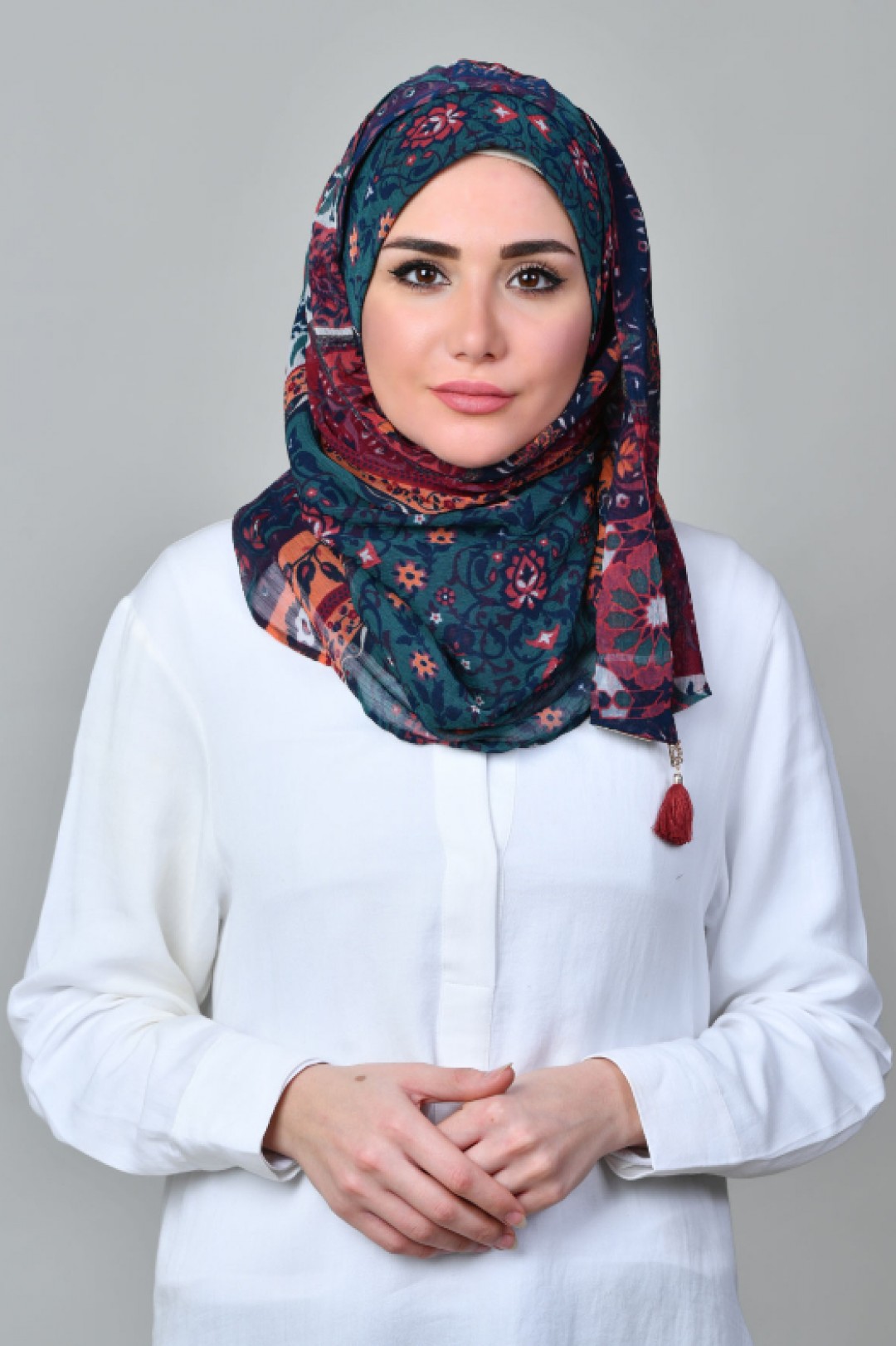 Shahrayar Red - Capshawl