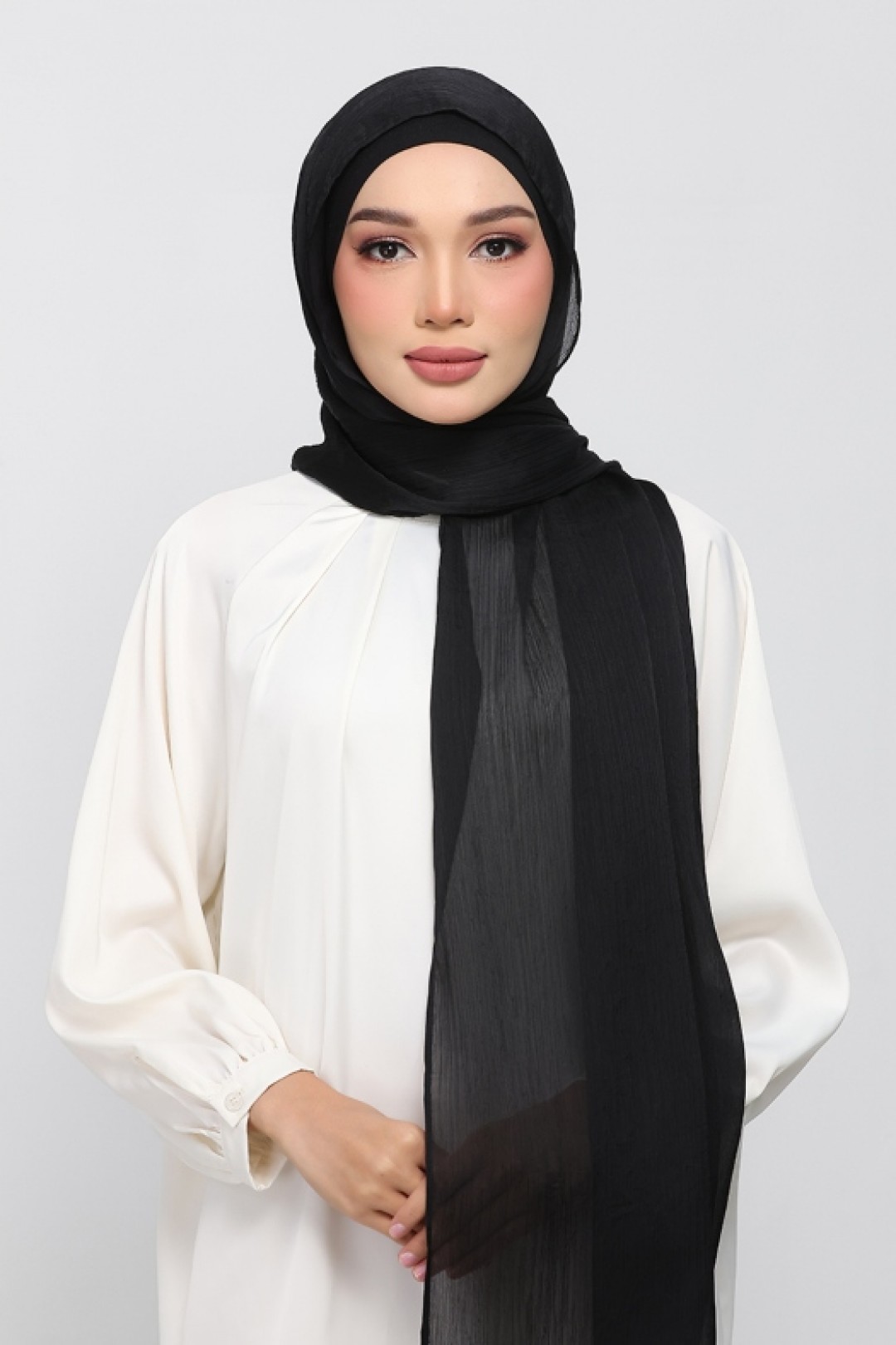Black - Plain Crinkled Satin