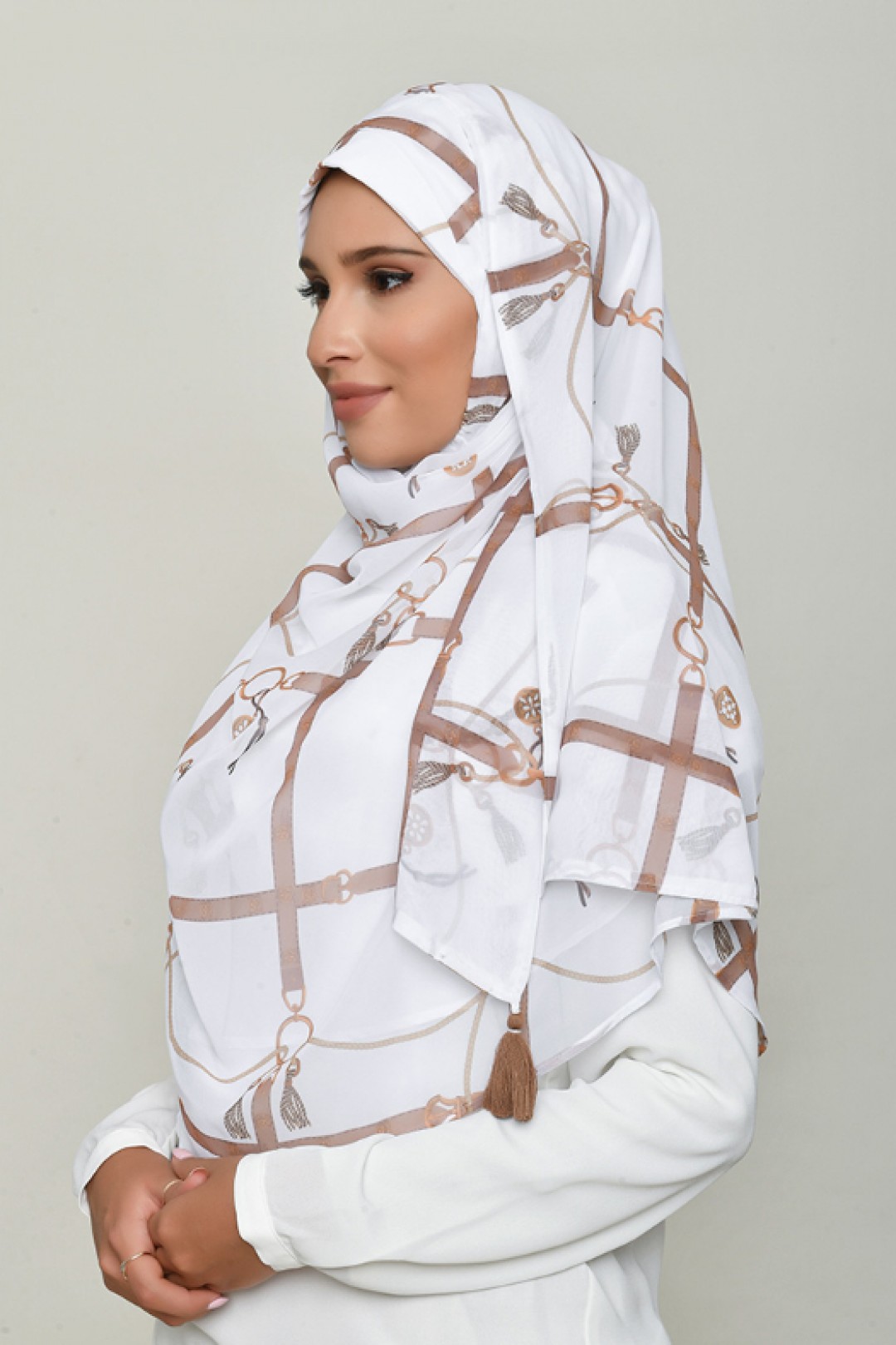 Buckle White - Printed Georgette