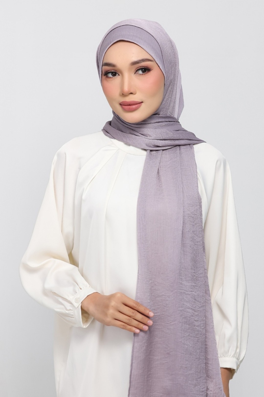 Gull Gray - Plain Crinkled Satin