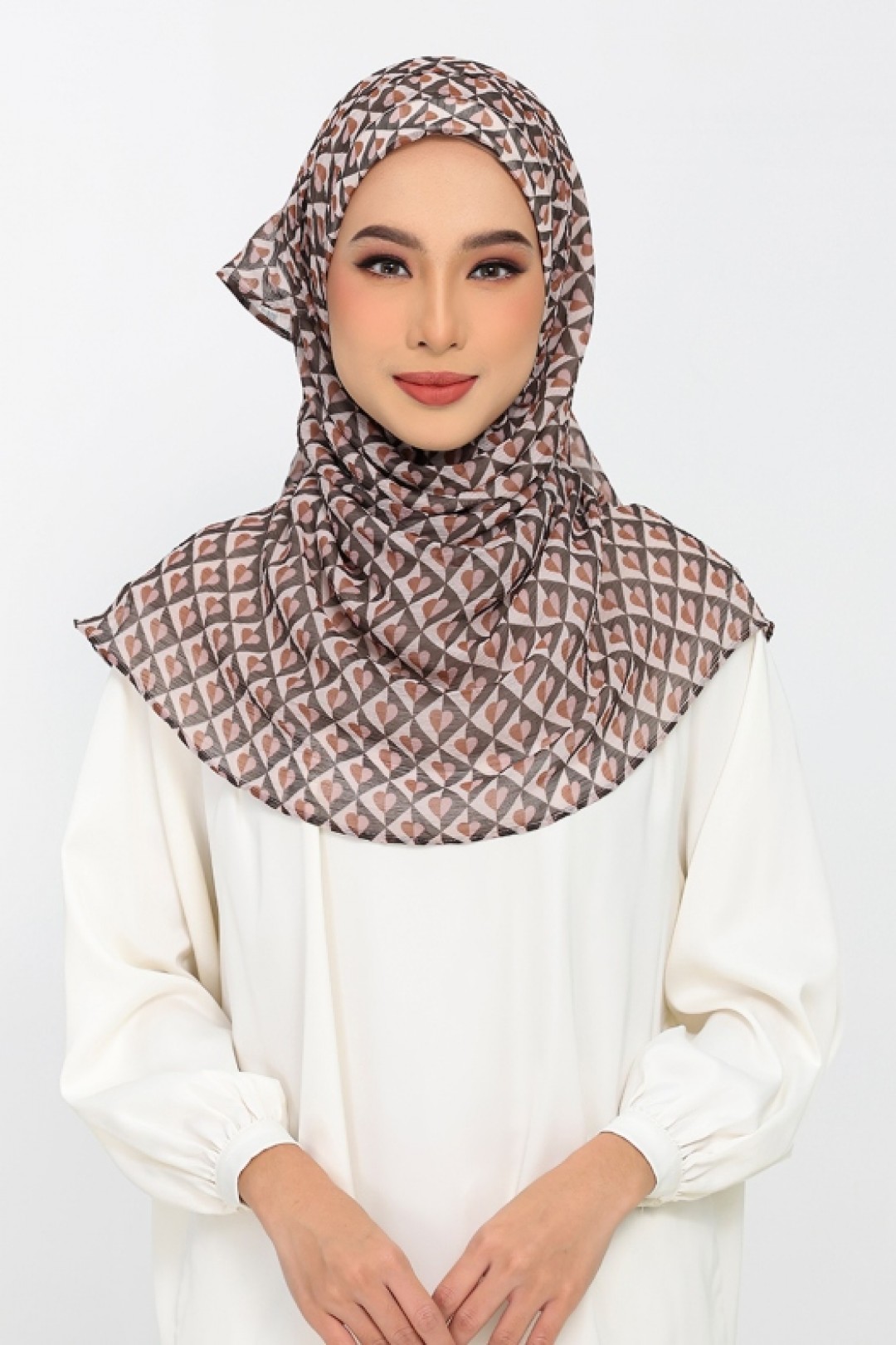 Hearts Beige - Plus Crinkled Chiffon