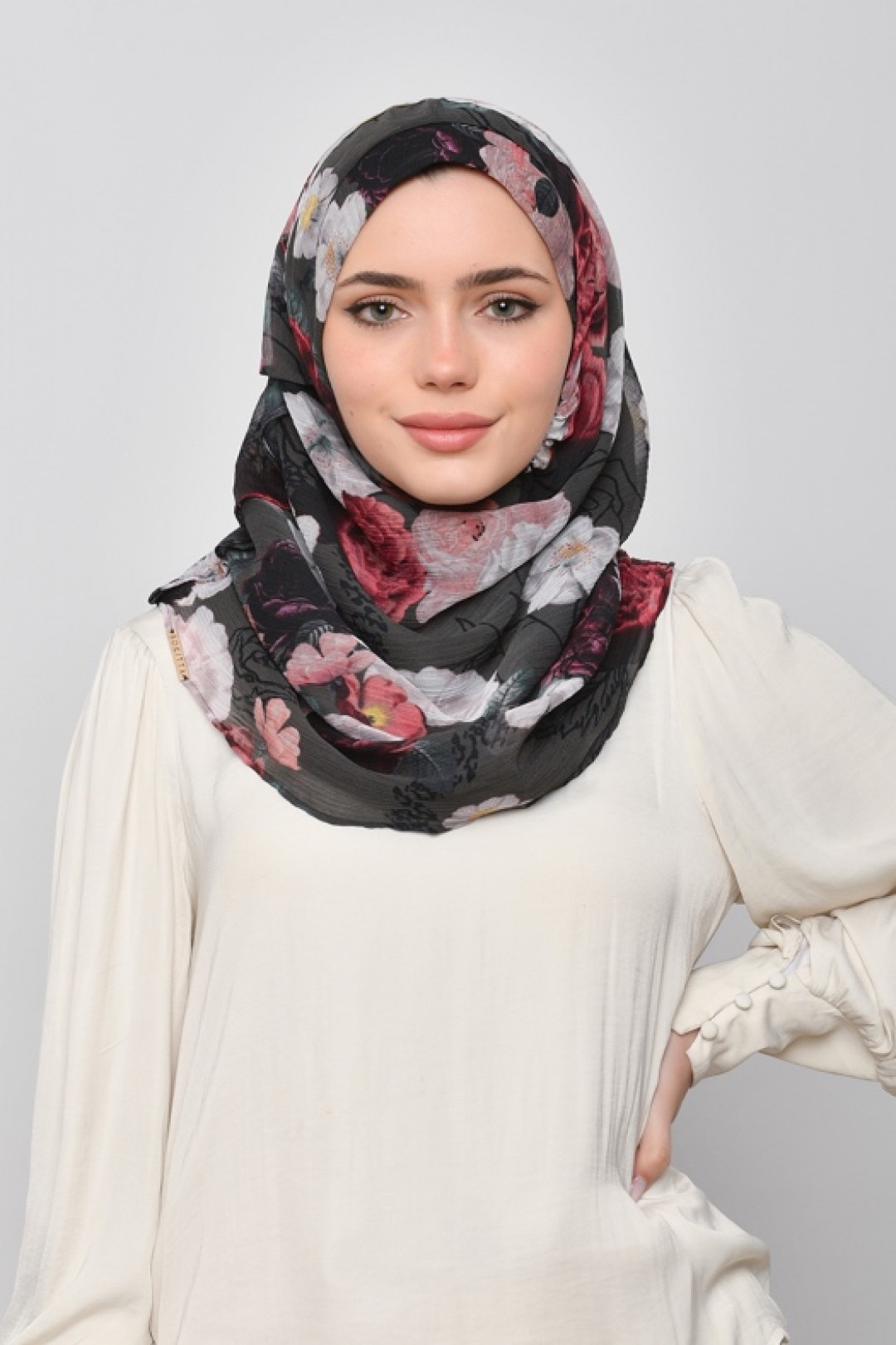 Mawadda - Printed Crinkled Chiffon - Face Mask