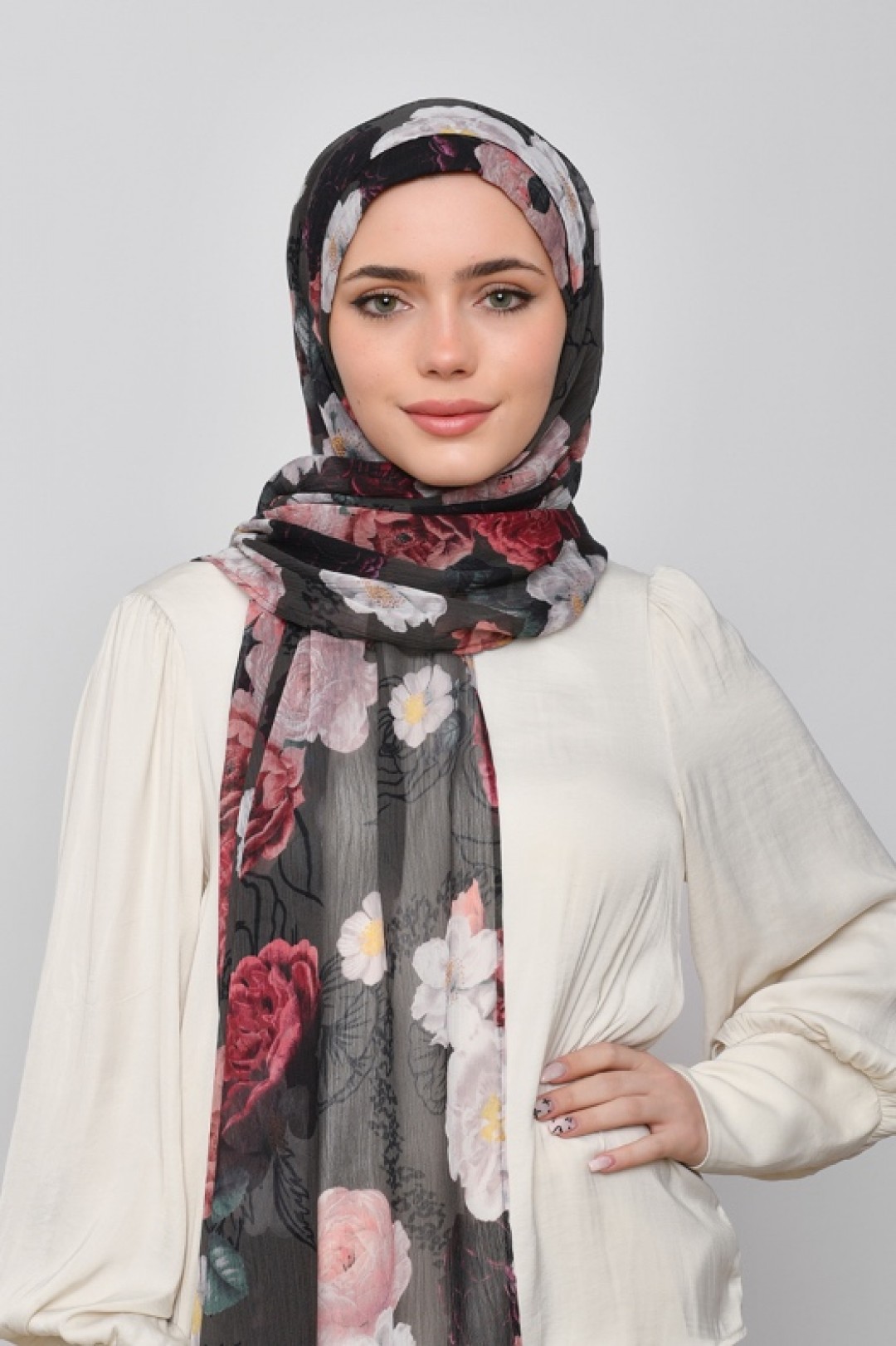 Mawadda - Printed Crinkled Chiffon - Face Mask