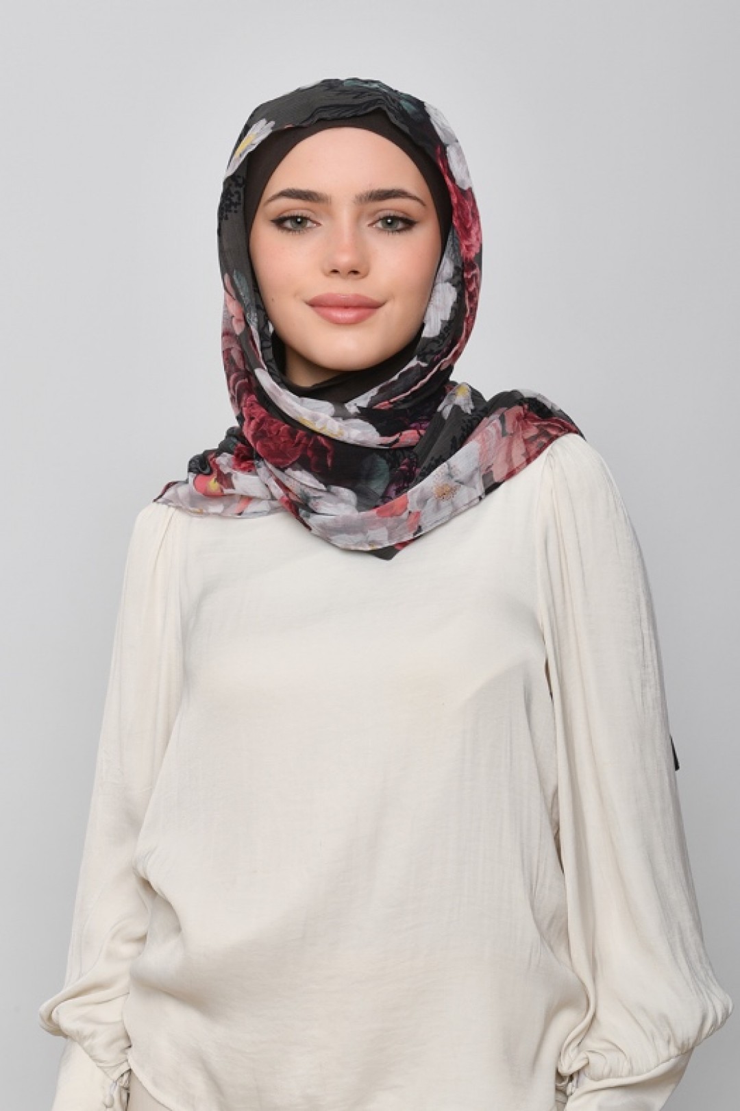 Mawadda - Printed Crinkled Chiffon - Face Mask