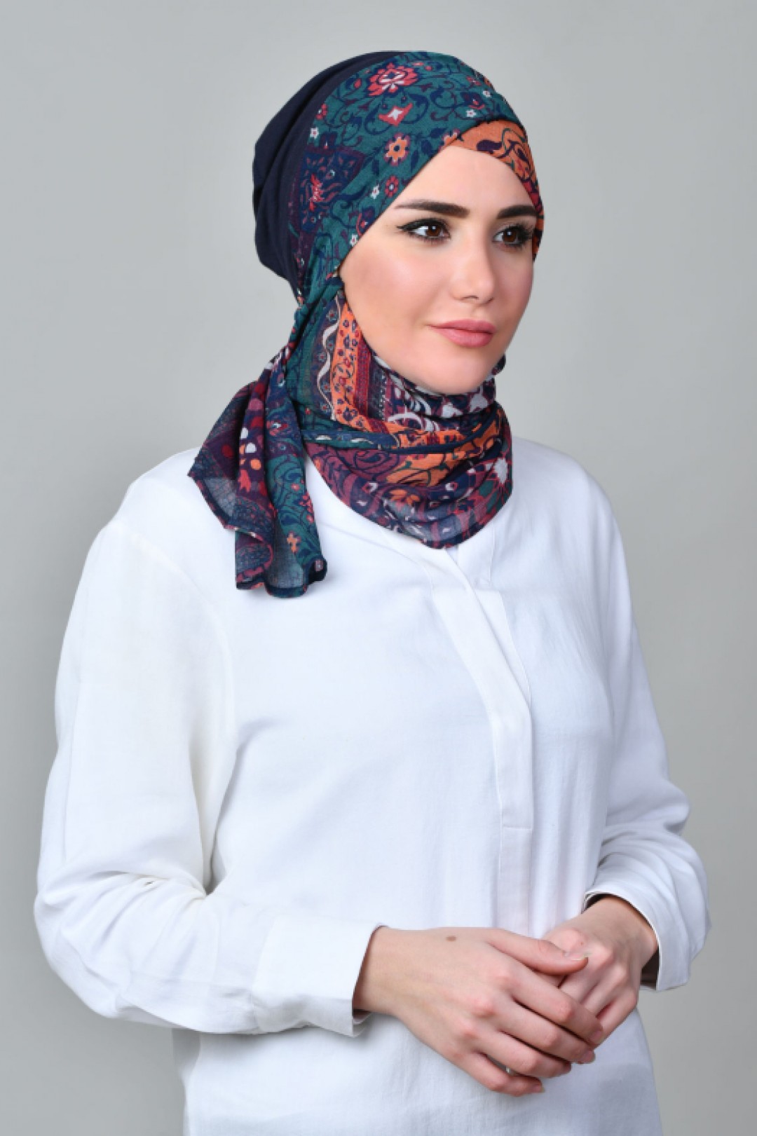 Shahrayar Red - Printed Crinkled Chiffon