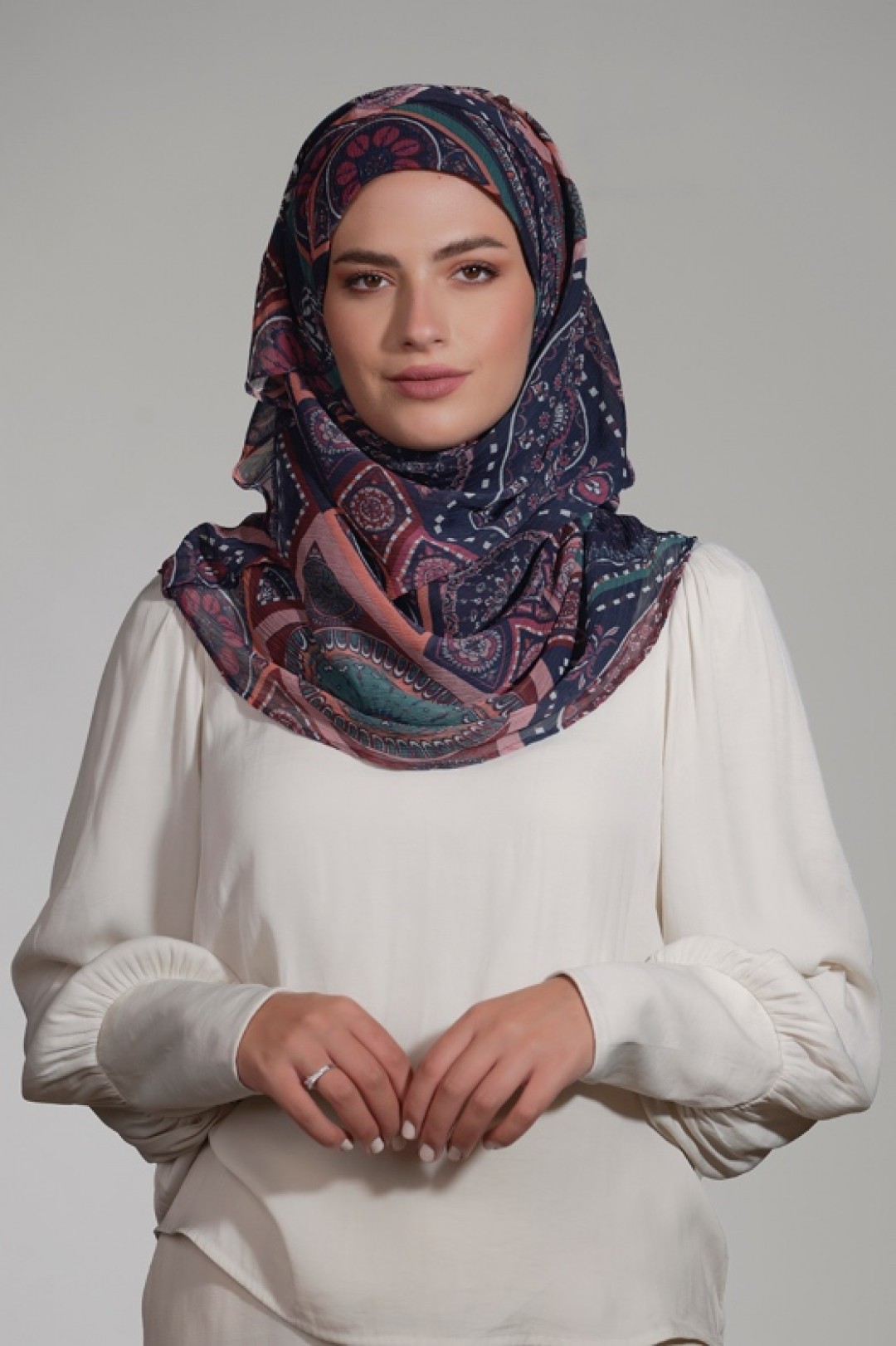 Sultana - Printed Crinkled Chiffon - Face Mask