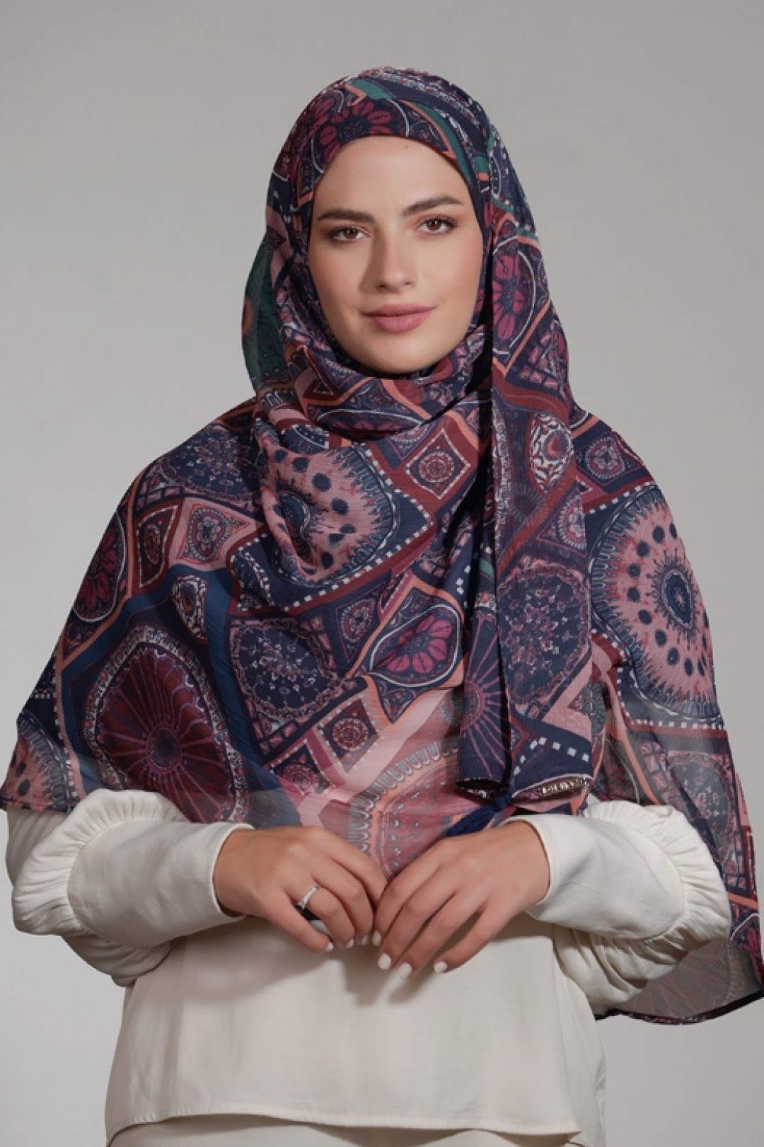 Sultana - Printed Crinkled Chiffon - Face Mask