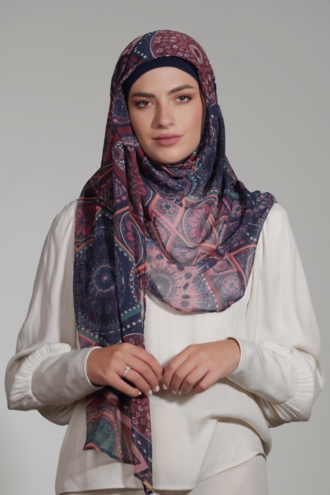 Sultana - Printed Crinkled Chiffon - Face Mask