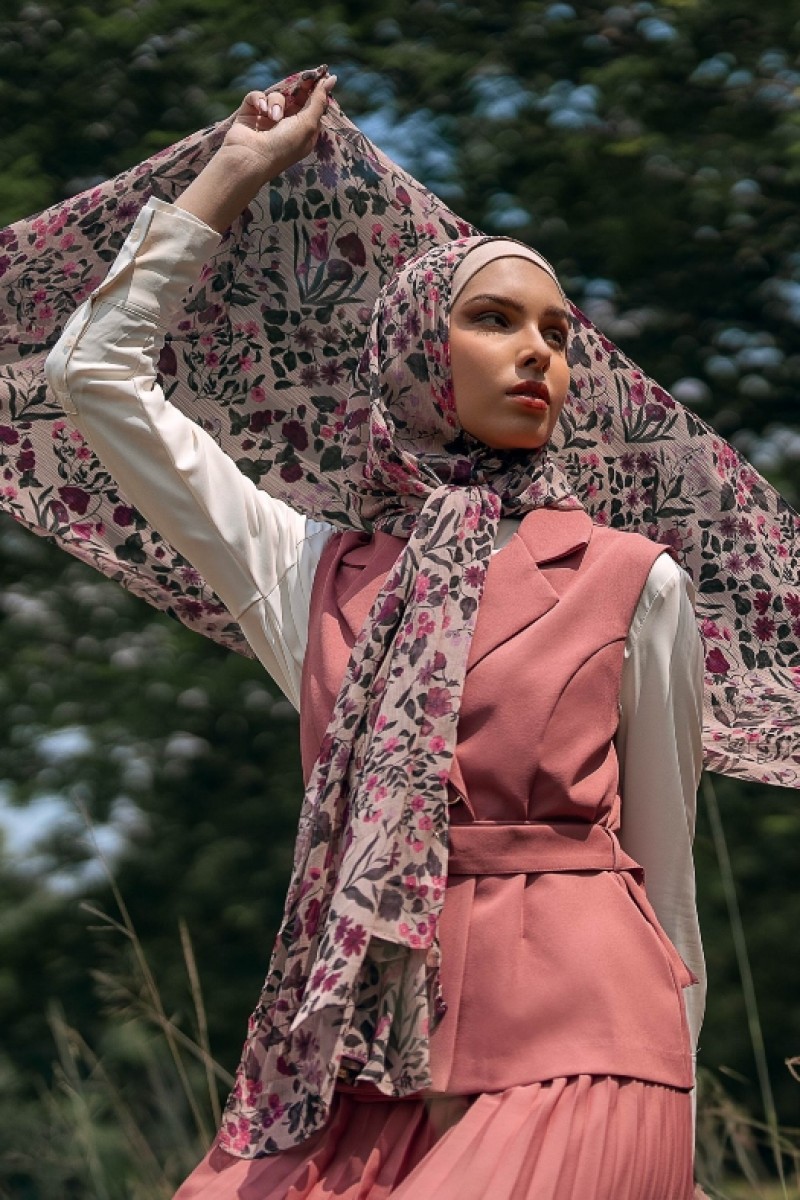 Berry Whisper - Printed Plus Crinkled Chiffon