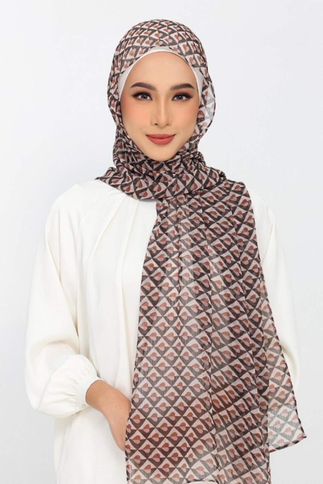Hearts Beige - Plus Crinkled Chiffon