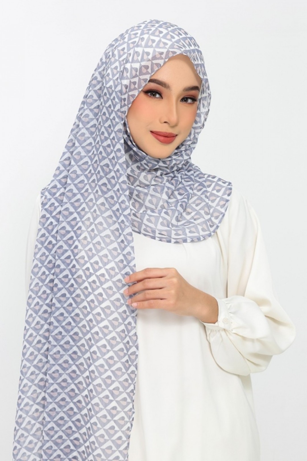 Hearts Gray - Plus Crinkled Chiffon